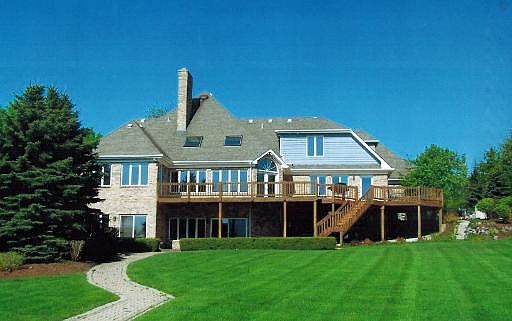 1st image of 48 Rosewood Dr