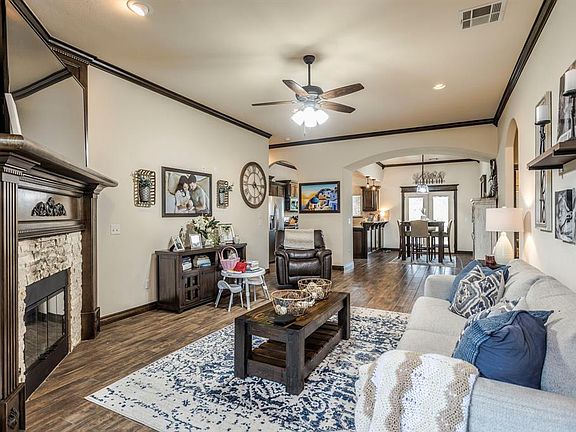 5th image of 5137 SW 121st Ct