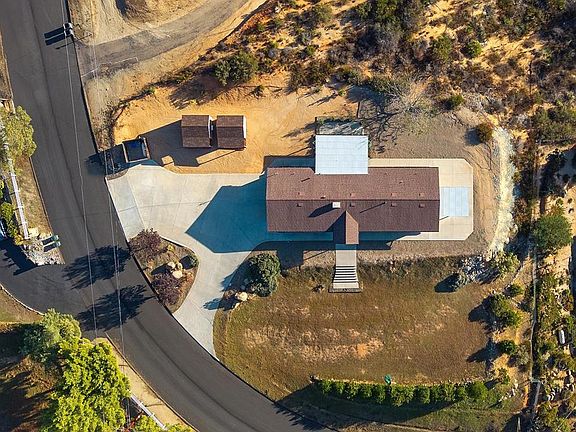 2nd image of 1512 Casa De Roca Way