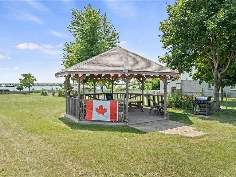 44 Robson Rd #303 — Photo 23