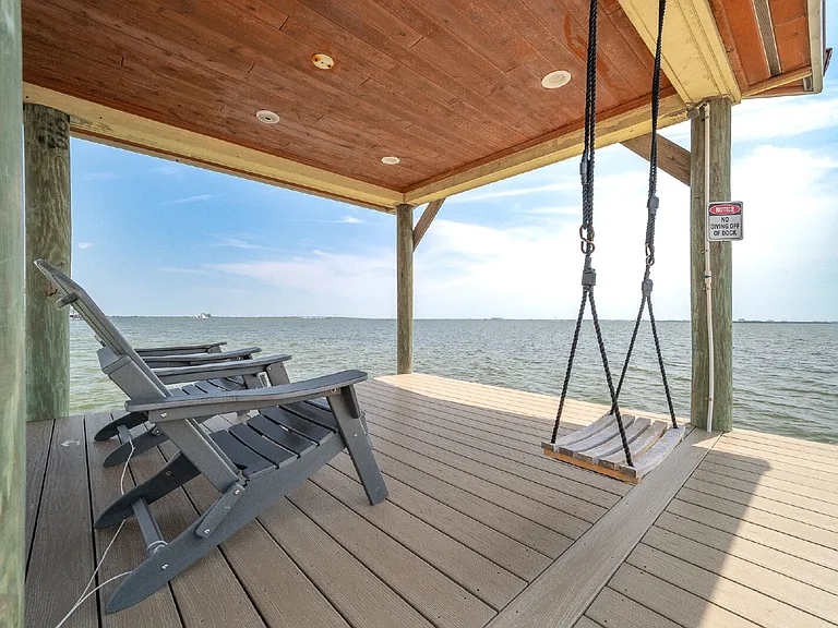 1110 S Banana River Dr — Photo 21