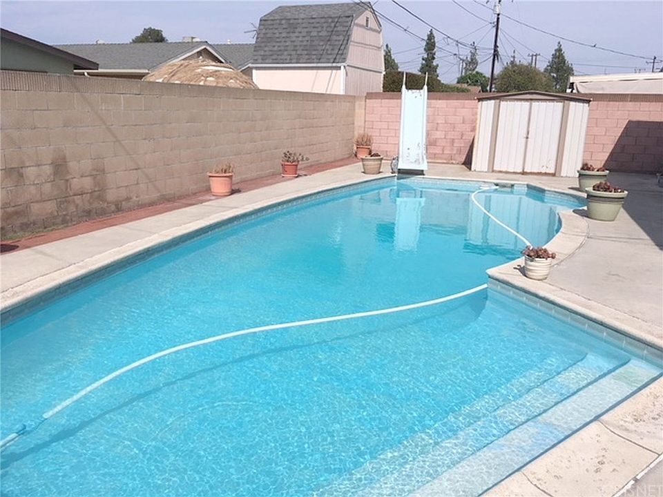 1st image of 12509 Vandemere St