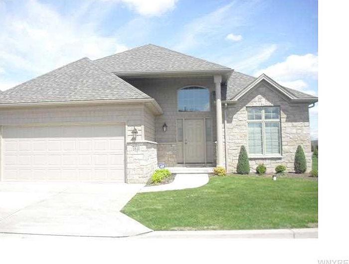 1st image of 5531 Privet Dr