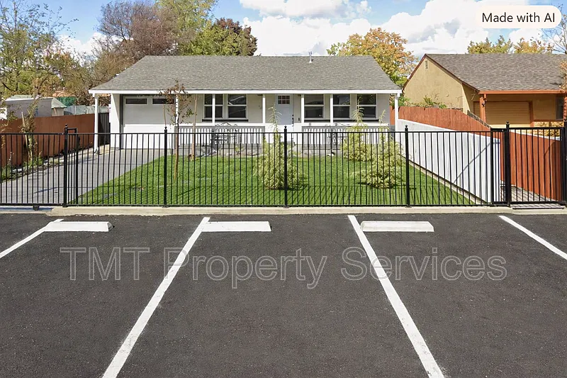 1811 Helena Ave #SACRAMENTO