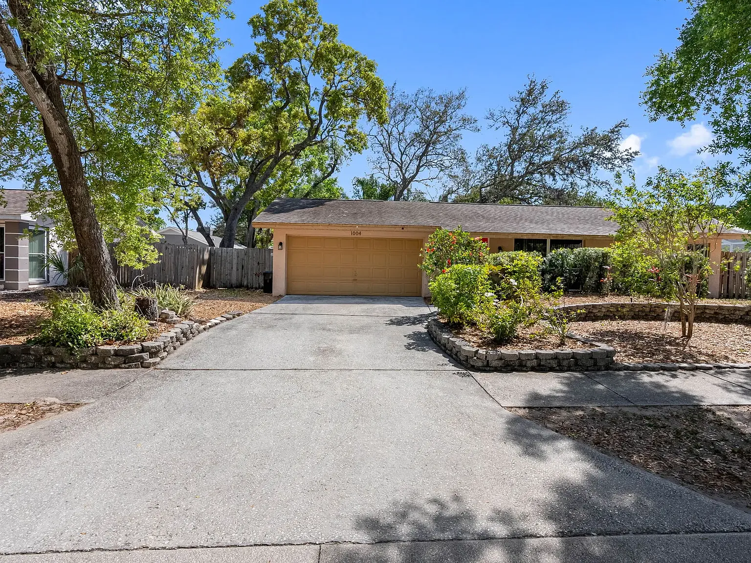 Rosetree Ln, Tarpon Springs — Photo 2