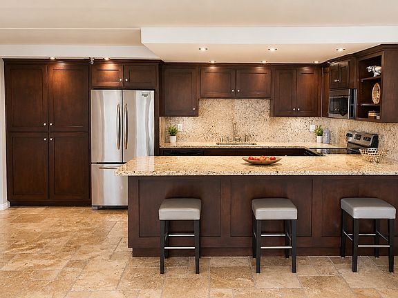 5th image of 1333 8th Ave Unit 602