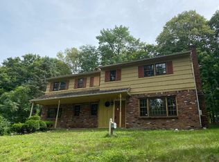 20 Tallahatchie Dr, Sussex, NJ