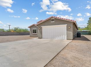 1941 E Greenlee Rd, Tucson, AZ 85719