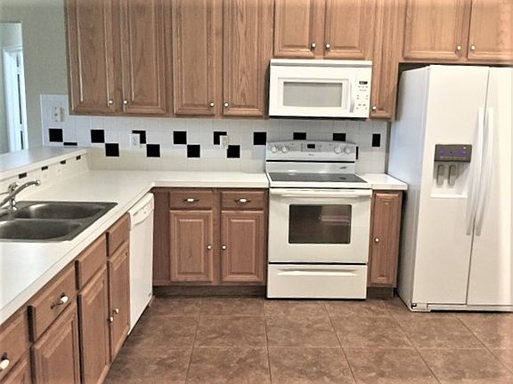 2nd image of 3722 Sheldon Dr