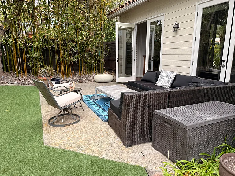 6824 Draper Ave — Photo 18