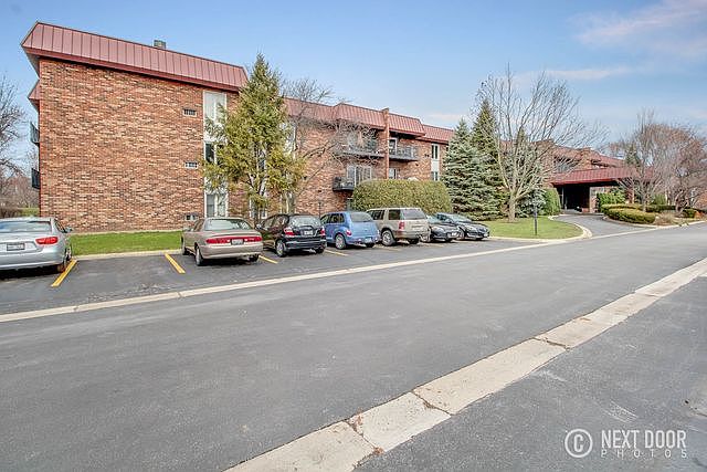 1st image of 1049 W Ogden Ave APT 304