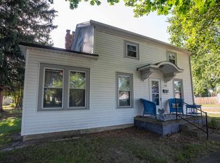307 N Washington St, Bourbon, IN 46504