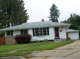 2030 74th Pl, Kenosha, WI 53143