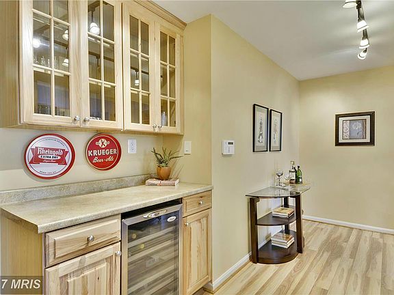 5th image of 3561 Hamlet Pl #306