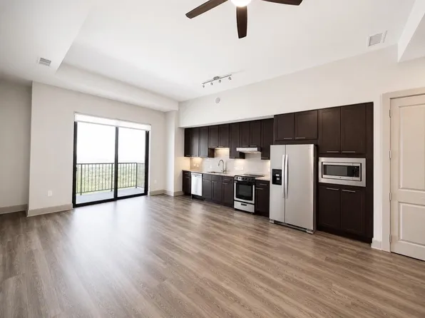 9787 Katy Fwy, Houston, TX