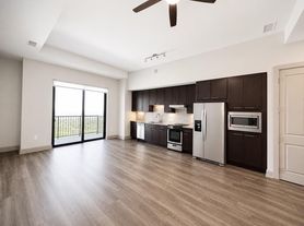 9787 Katy Fwy