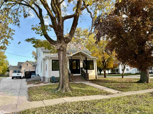 206 E Clark St, Jefferson, IA 50129