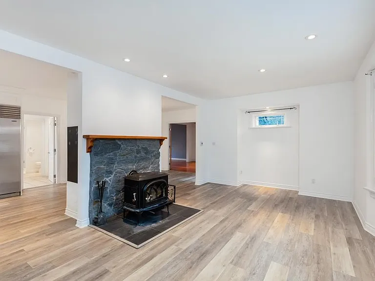 5140 Sperling Ave — Photo 7