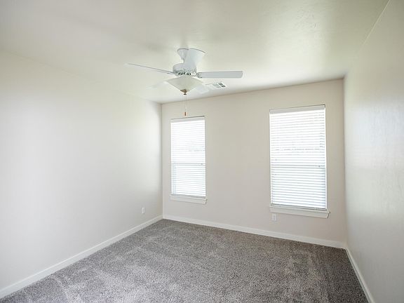 Large Bedrooms with ceiling fans
