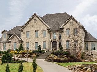 300 Cambridge Dr, Mars, PA 16046
