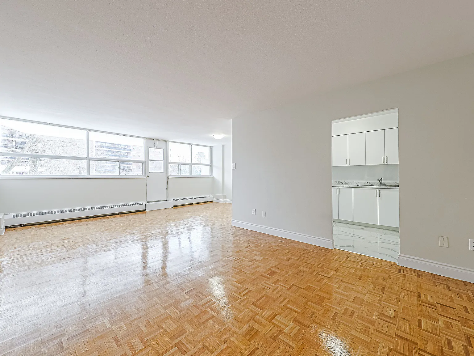 100 Rowena Drive — Photo 4