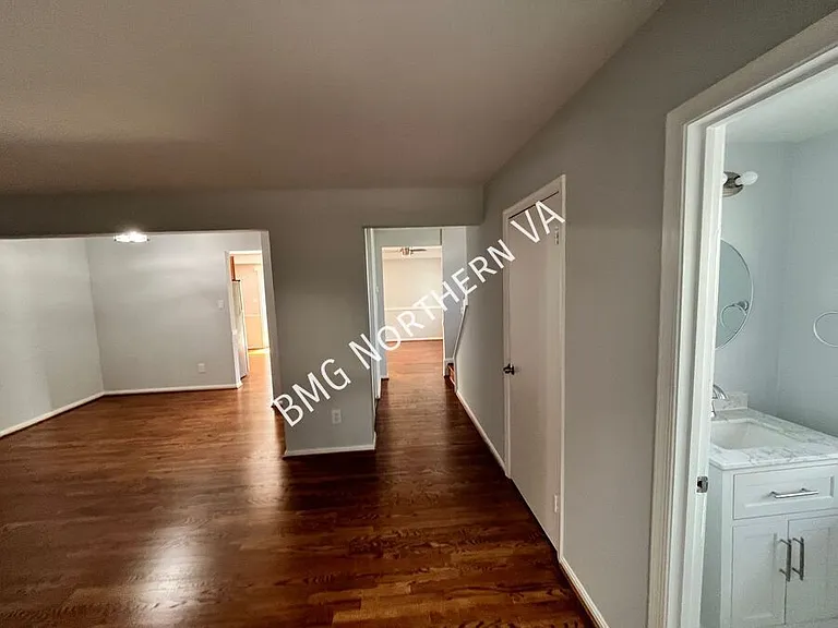 5344 Anchor Ct — Photo 2