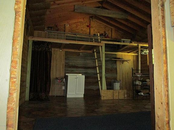 4th image of 118 Liberty Dr