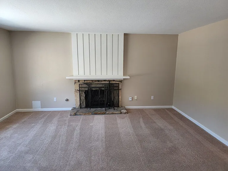2654 Farel St — Photo 2