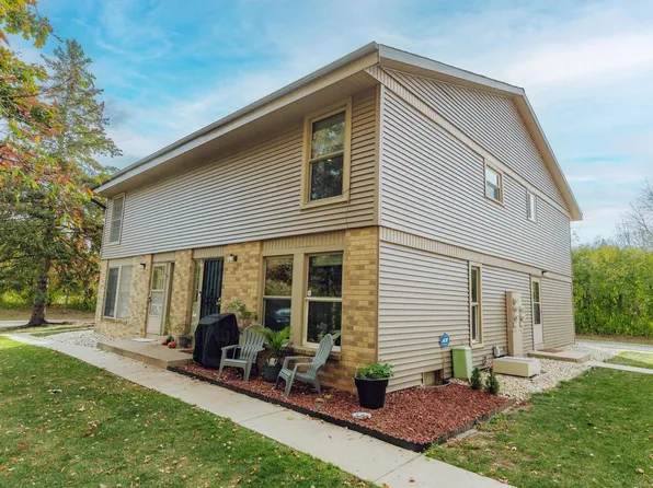 6924 N Raintree COURT #C, Milwaukee, WI 53223