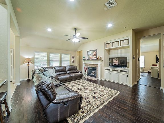 3rd image of 15320 Duck Creek Ct