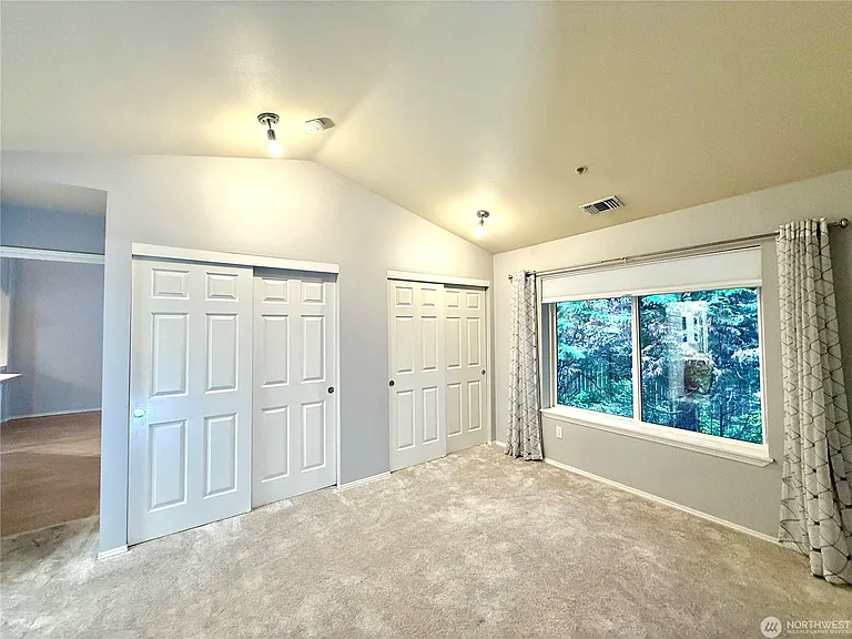 12113 NE 171st Pl — Photo 6
