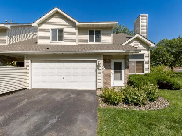 7060 48th St N, Oakdale, MN 55128