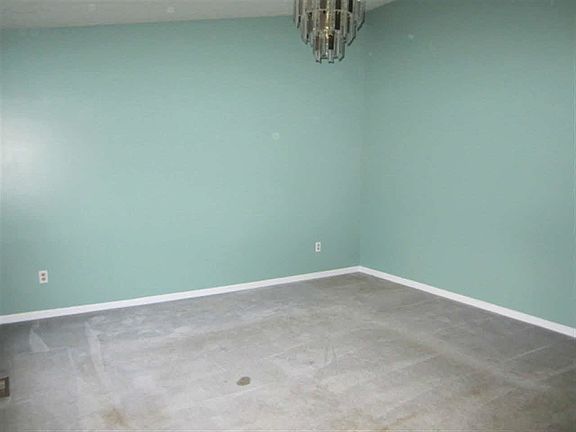 2nd image of 56942 Weymouth Ln
