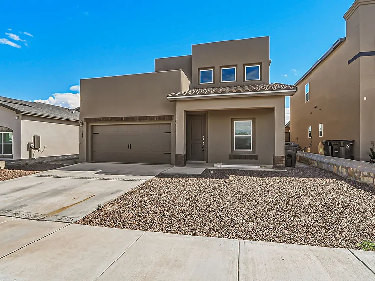 649 La Entrada Cir — Photo 2