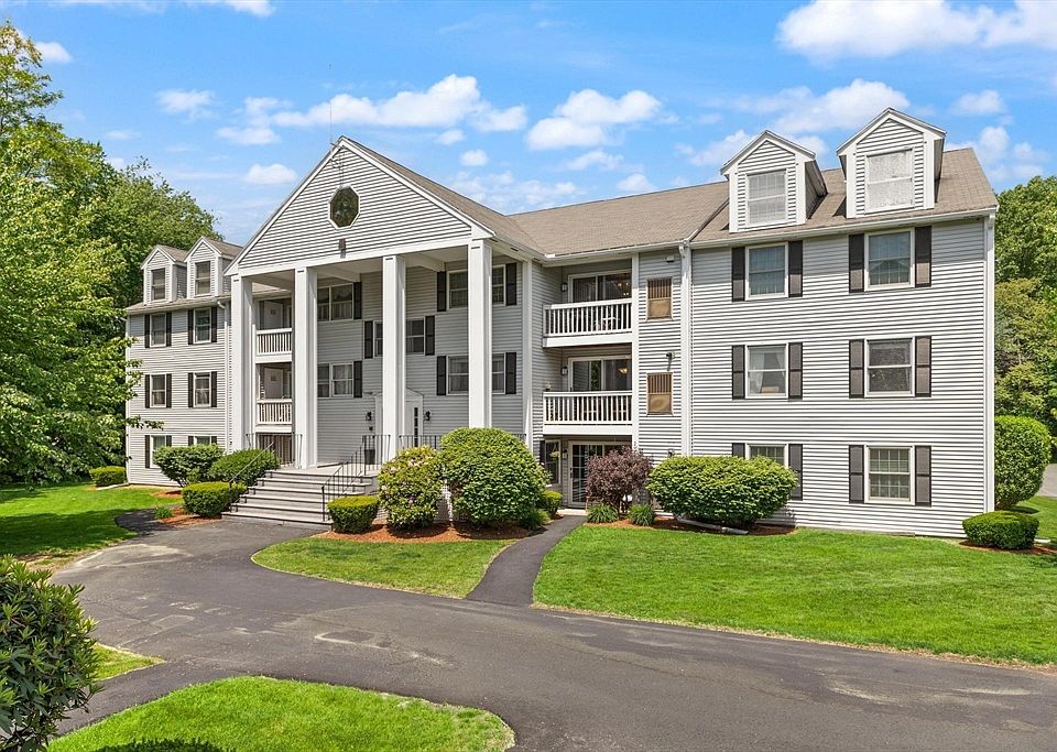 1st image of 1830 Main St APT 15