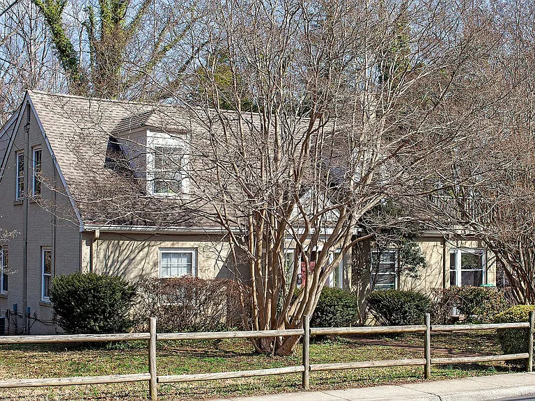 2614 Jefferson Park Ave — Photo 1