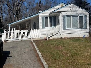 383 Locust Street, Central Islip, NY 11722