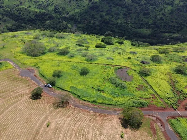 65-283 Kaukonahua Rd #17, Waialua, HI 96791