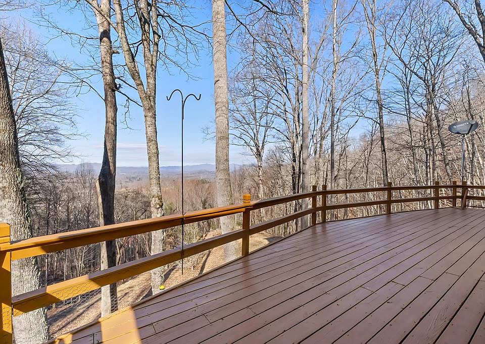 1st image of 850 Ammons Rd