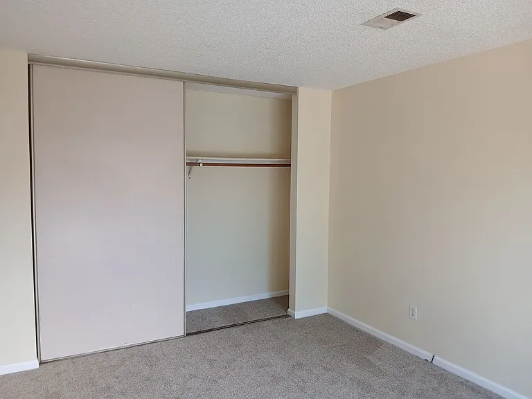 400 Mokelumne Dr — Photo 42