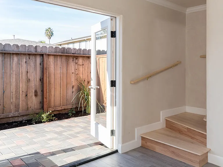 4757 Augustine St — Photo 3