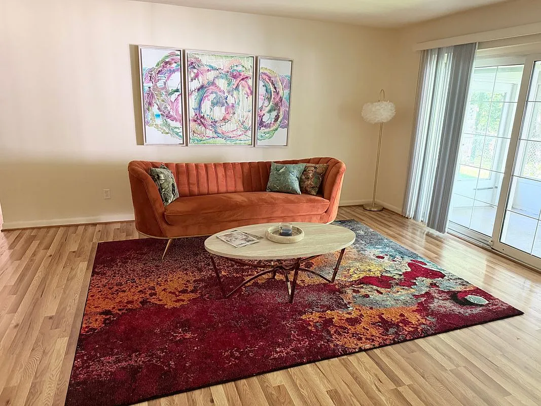 3 bed, 2.0 bath, 1500 sqft, $2,800 — Photo 2