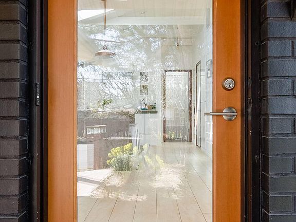 4th image of 4633 N Gantenbein Ave