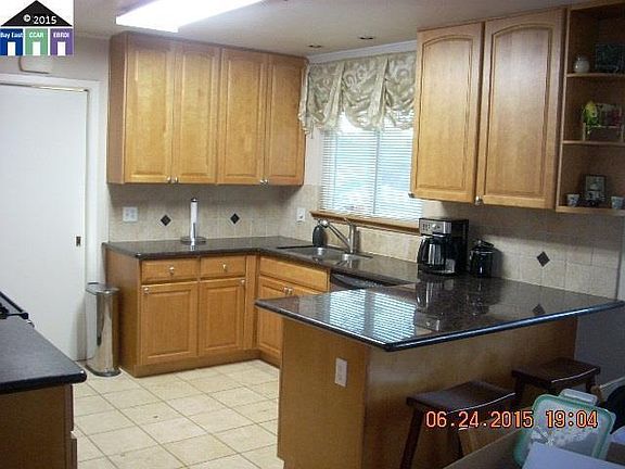 3rd image of 4450 Eggers Dr