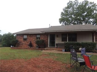 411 McKinley Ave, Chandler, OK 74834