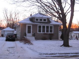 914 N McKenzie St, Luverne, MN 56156