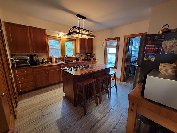 2nd image of 2781 N Sholes Ave