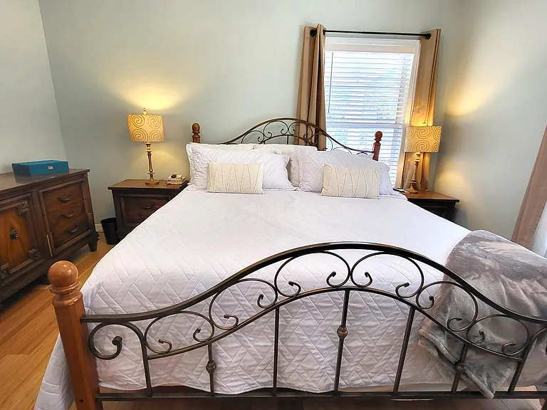 232 Cypress St #1 — Photo 6