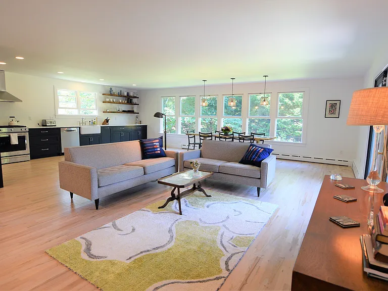 197 Coggeshall Ave — Photo 20