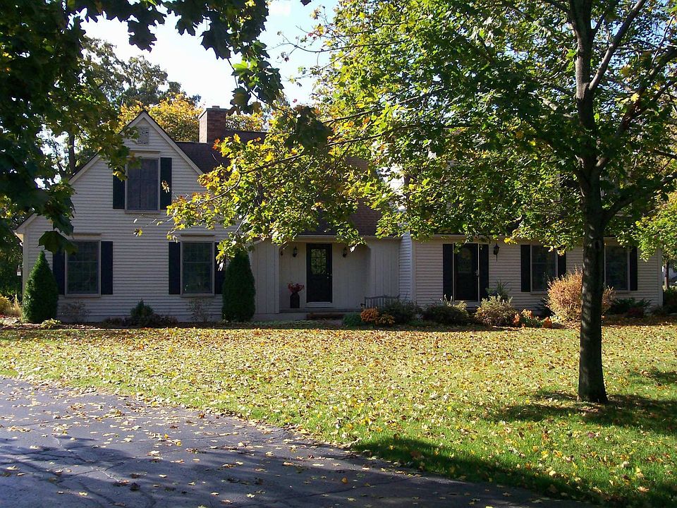 1st image of 5688 Glen Oak Ct